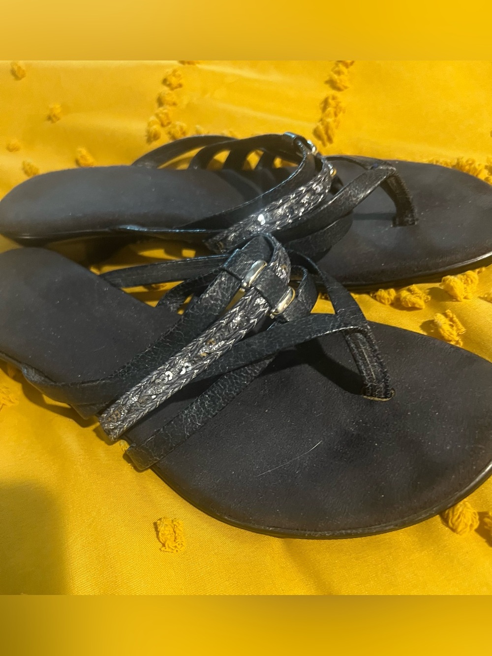 Black Strappy Thong Wedge Sandals Women’s Size 8 Embellished Comfort